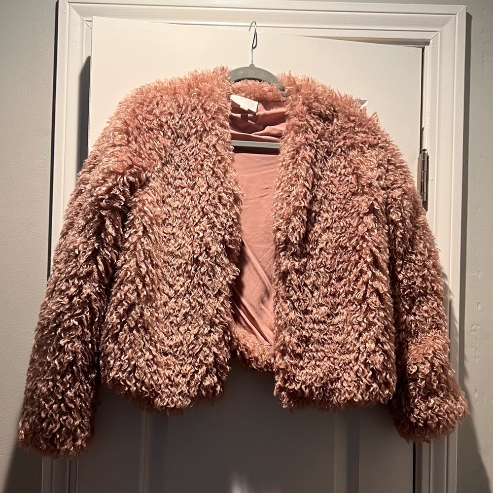 Le Lis Mauve Sherpa Coat, Women! Size: Small, Pink